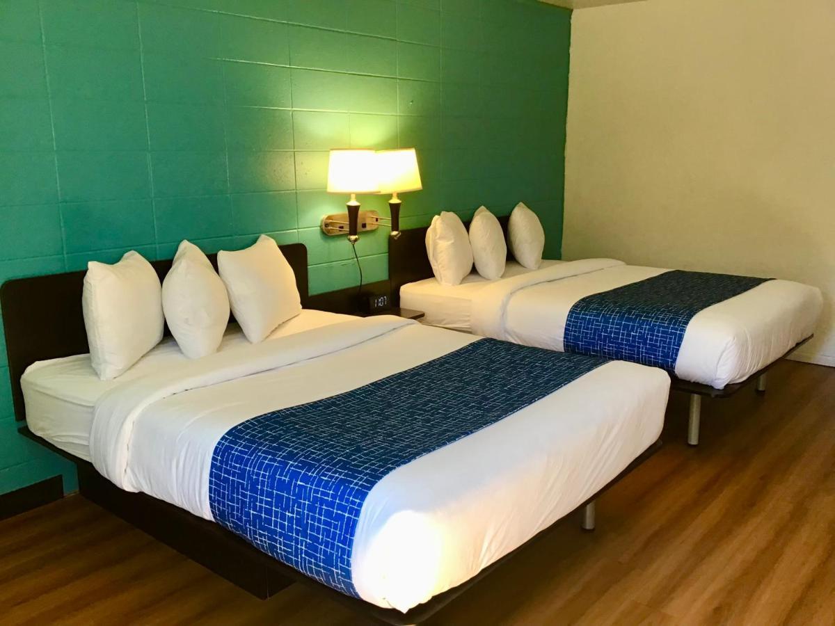 Travelodge Inn & Suites By Wyndham Missoula University Park Экстерьер фото