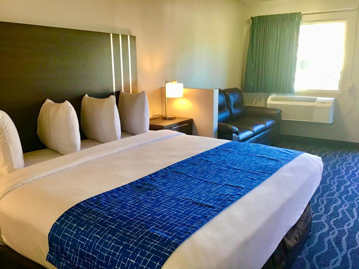 Travelodge Inn & Suites By Wyndham Missoula University Park Экстерьер фото