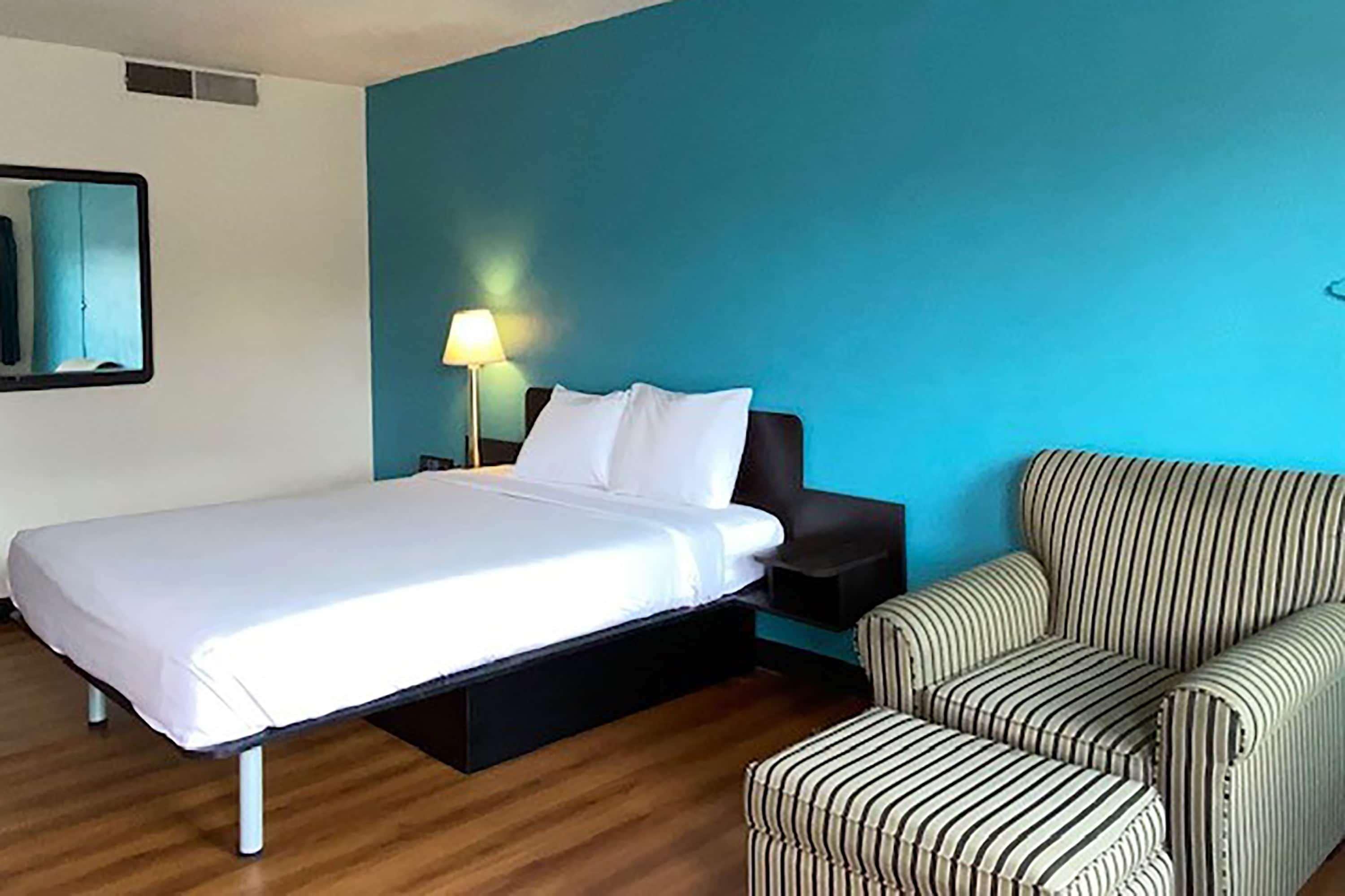 Travelodge Inn & Suites By Wyndham Missoula University Park Экстерьер фото